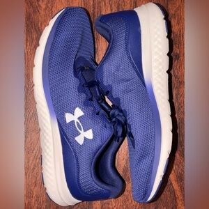 Under Armour size 12